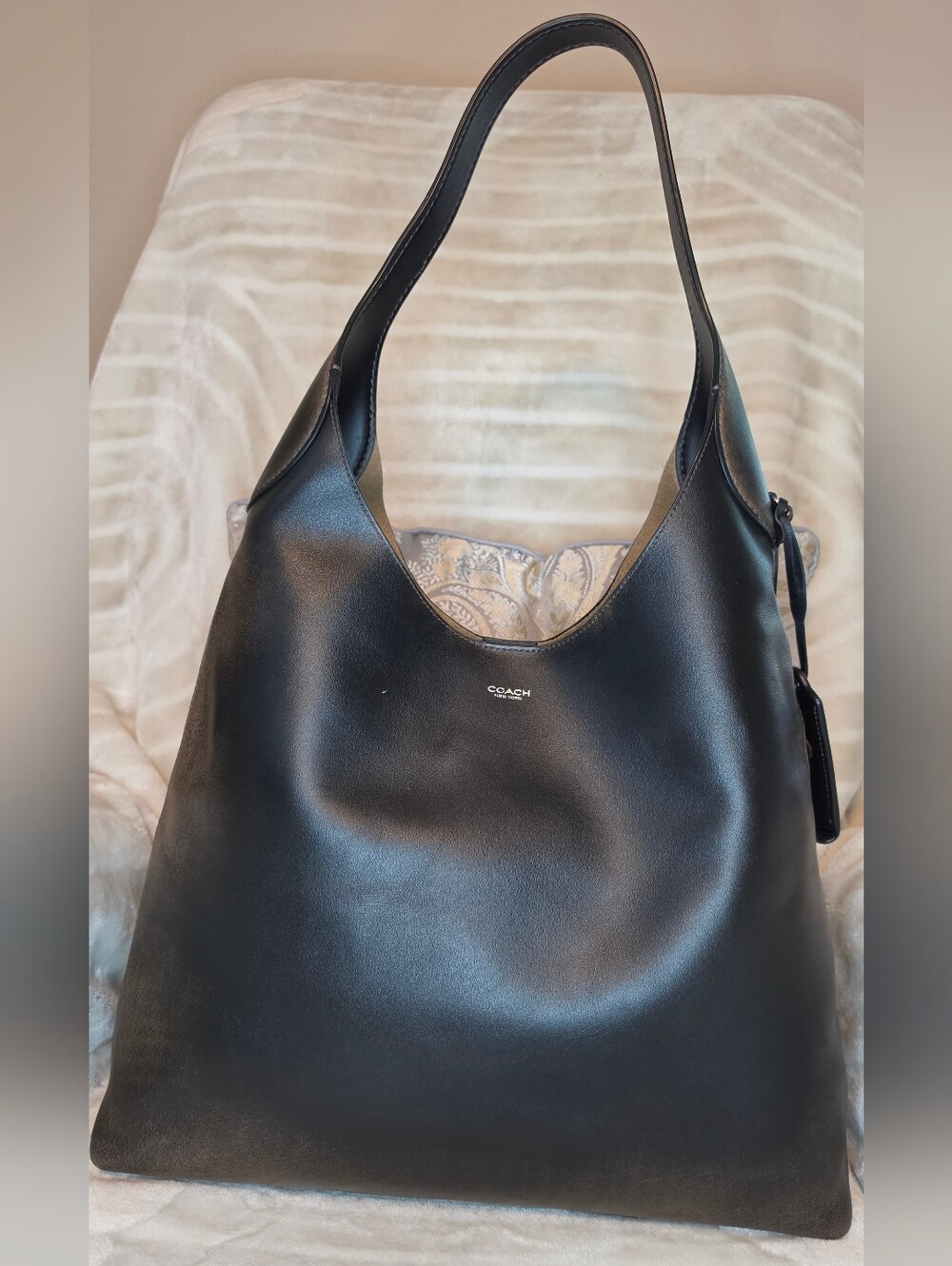 COACH BROOKLYN 39 LOVED LEATHER